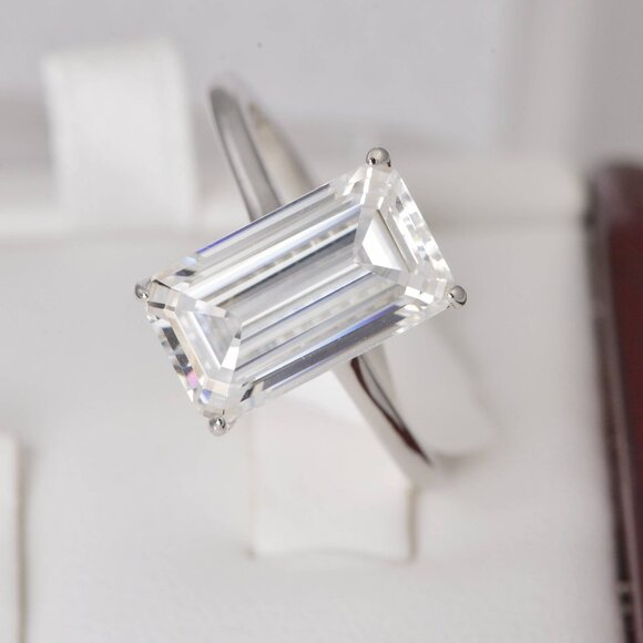 Real Moissanite Diamond 7.1tcw Emerald Cut Engagement Ring 925 - Picture 1 of 8